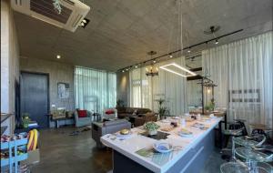 Mad i villaen eller i nærheden