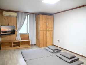 Et tv og/eller underholdning på Sorak Hostel