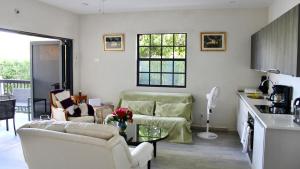 Zona d'estar a Zinnia 7 - by ZenBreak