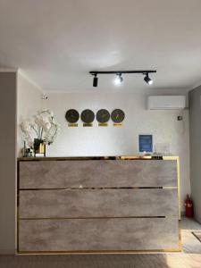 Kuchyň nebo kuchyňský kout v ubytování BT City Hotel