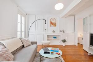 Et tv og/eller underholdning på Prestige Cathedral Renovated T3 Downtown