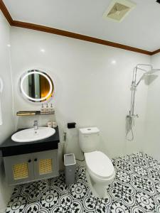 Koupelna v ubytování BeanHomestay