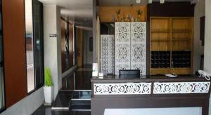 Кухня или мини-кухня в Loft Living Hotel Khonkaen
