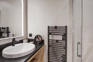 Et badeværelse på Chalet Nivaria - Avec Jardin Privé