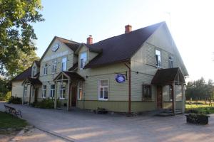 Budova, kde se penzion – hostinec nachází
