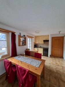 Køkken eller tekøkken på Studio Chalet Edelweiss + 3 billeder