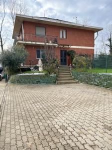 Budova, kde se prázdninový dům nachází + 13 fotografií