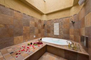 Koupelna v ubytování HOTEL C-L'esapce