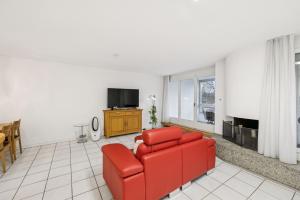 Μια τηλεόραση ή/και κέντρο ψυχαγωγίας στο Marlin Home