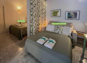 Postel nebo postele na pokoji v ubytování Picabon Quiet Apartment with AC & Balcony