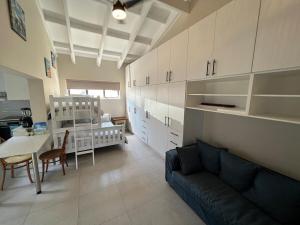 Et opholdsområde på Sting-ray Cottage