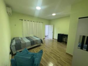 Et opholdsområde på Studio Completo no Centro de Foz