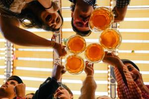 Напитки в Original Bavarian Oktoberfest Camping Village Breakfast & Beer Included