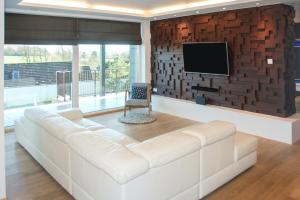 Et tv og/eller underholdning på Greystone at Milton Hill