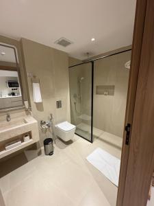 Et badeværelse på فندق لايفان LYvAN HOTEL