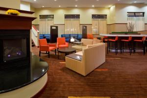 Posezení v ubytování Courtyard Rochester Mayo Clinic Area/Saint Marys