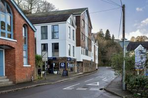 Nabolaget omkring lejligheden eller i nærheden