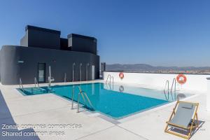 Swimmingpoolen hos eller tæt på Living4Malaga Tower Horizon
