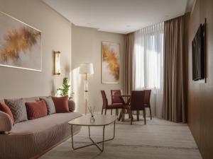 Posezení v ubytování Kazakhstan Hotel + 60 fotografií