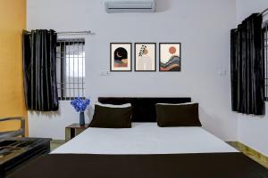 Ένα ή περισσότερα κρεβάτια σε δωμάτιο στο Hotel O by OYO Platinum