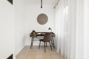 Billede fra billedgalleriet på Unique House with 3 Bedrooms, Garden and Air Conditioning by Noclegi Renters i Zarzecze + 26 billeder