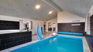 Swimmingpoolen hos eller tæt på Villavilla #454 - Houstrup Strand, Vestjylland
