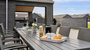 Mad i feriehuset eller i nærheden