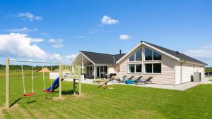 Κήπος έξω από το Villavilla #405 - Hostrup Strand, Limfjorden