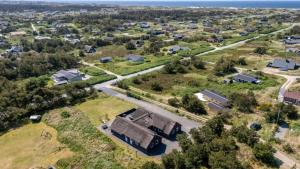 Naturlandskabet i nærheden af feriehuset + 15 billeder