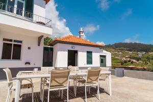 En generel udsigt til bjerge eller udsigt til bjerge taget fra pensionatet + 43 billeder