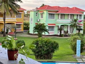 Zahrada ubytování Mogarim By The Beach Goa