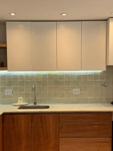 Køkken eller tekøkken på Family Chalet Boutique