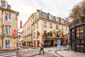 Okolí apartmánu + 8 fotografií