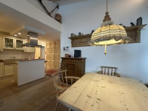 Η κουζίνα ή μικρή κουζίνα στο Casa Las Muotas