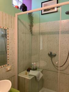 Koupelna v ubytování La scala del libro + 51 fotografií