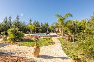 En have udenfor Villa Renedda