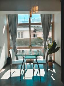 Posezení v ubytování Urban Opulence