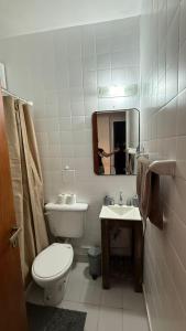 Koupelna v ubytování Hermoso departamento con vista a Obelisco lV + 6 fotografií