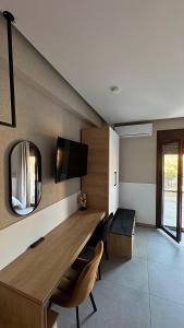 Køkken eller tekøkken på Suite Rooms-Fine Living VEVI