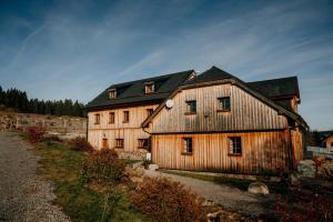 Tòa nhà nơi căn hộ tọa lạc