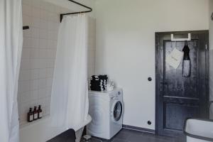 Phòng tắm tại Urlaub im Alten Kutscherhaus +54 ảnh