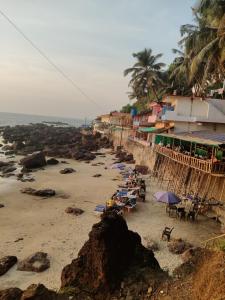 Naturlandskabet i nærheden af pensionatet + 45 billeder