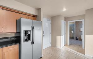 Kuchyň nebo kuchyňský kout v ubytování Stylish One Bedroom Residence with Panoramic Las Vegas Strip Views