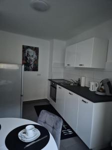 Kuchyň nebo kuchyňský kout v ubytování Pfälzer Wald Apartment