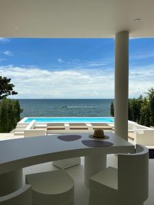 Naturlandskabet i nærheden af villaen