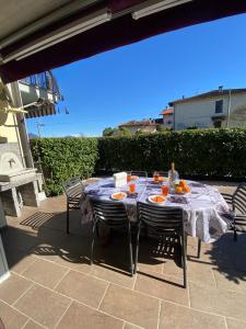 En balkon eller terrasse på Appartamento Giardino Verde + 12 billeder