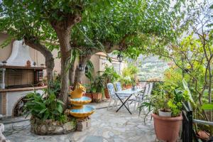 En have udenfor Toulas House