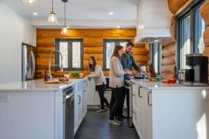 Kuchyň nebo kuchyňský kout v ubytování Spa & Pool table - Le Massif