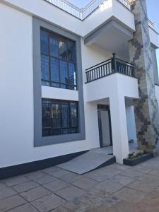 Bygningen som villaen ligger i