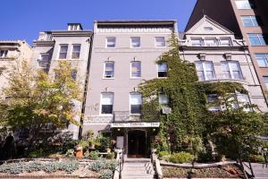 Clădirea în care este situat/ăhotelul